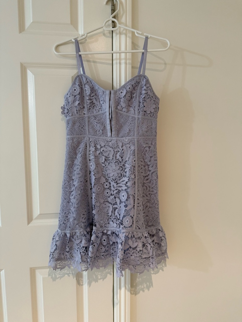 French Connection Lavender Binadari Cabello Lace Strappy Dress Size 8 NWT - Picture 2 of 6